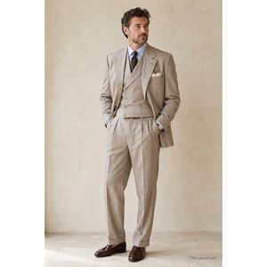 Caravelli Mens 3 Piece Suit 38R/32W Tan Window Pane Plaid Dapper Preppy Acedemic